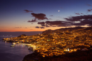 Funchal in de avond, Madeira | Spi Travel